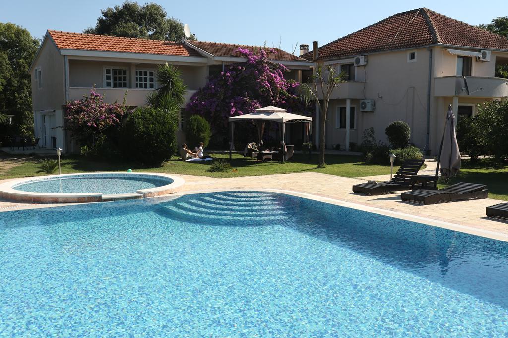 Apartments Ada Bojana Ulcinj Extérieur photo